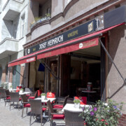 Josef Heinrich Bar und Kneipe Eingang